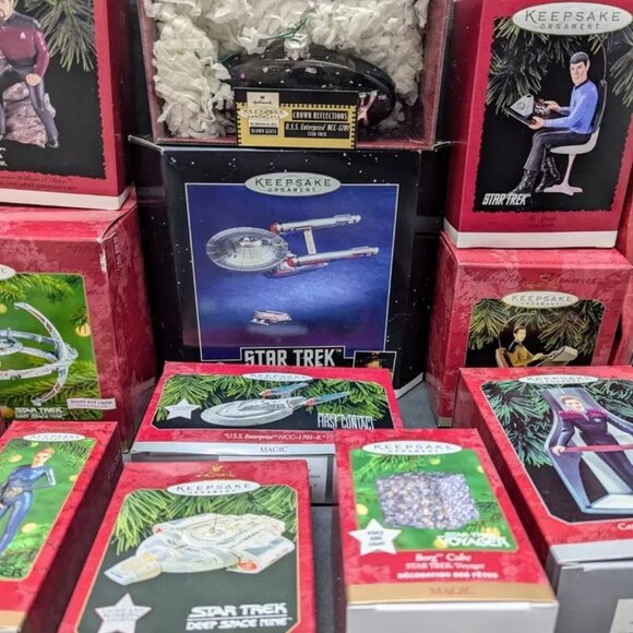 STAR TREK Hallmark Keepsake Ornaments Lot 19 Spock Borg Data Riker Janeway Rio - Picture 1 of 6